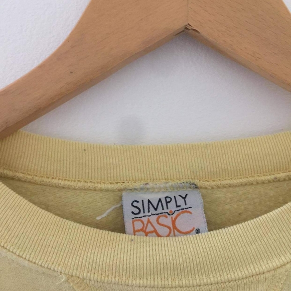 yellow crew neck sweater - Picture 3 of 3